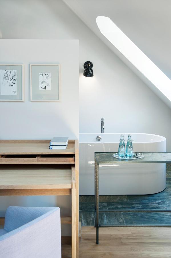 Emmerich Hotel Goerlitz Экстерьер фото Bathroom